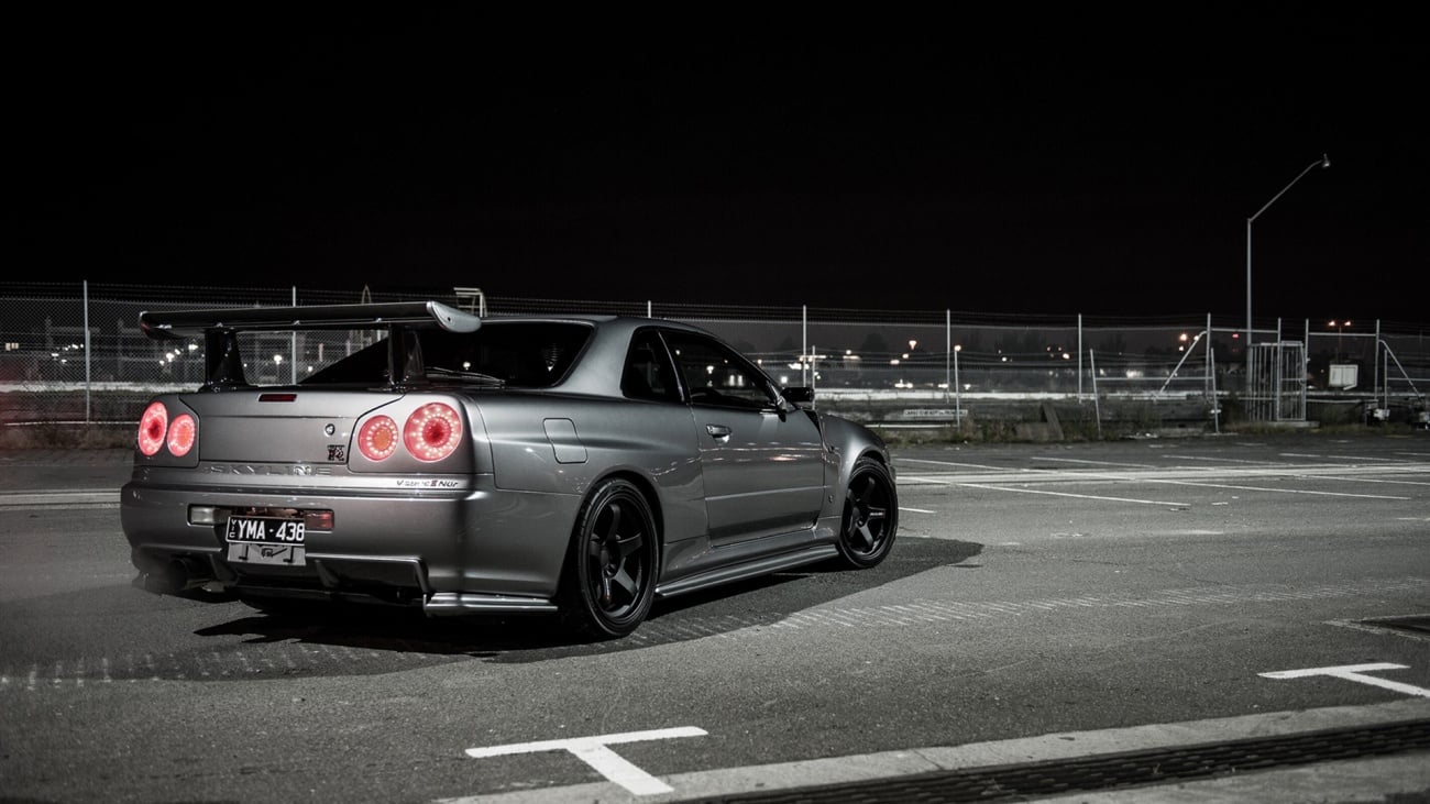 R34 Nissan Skyline White